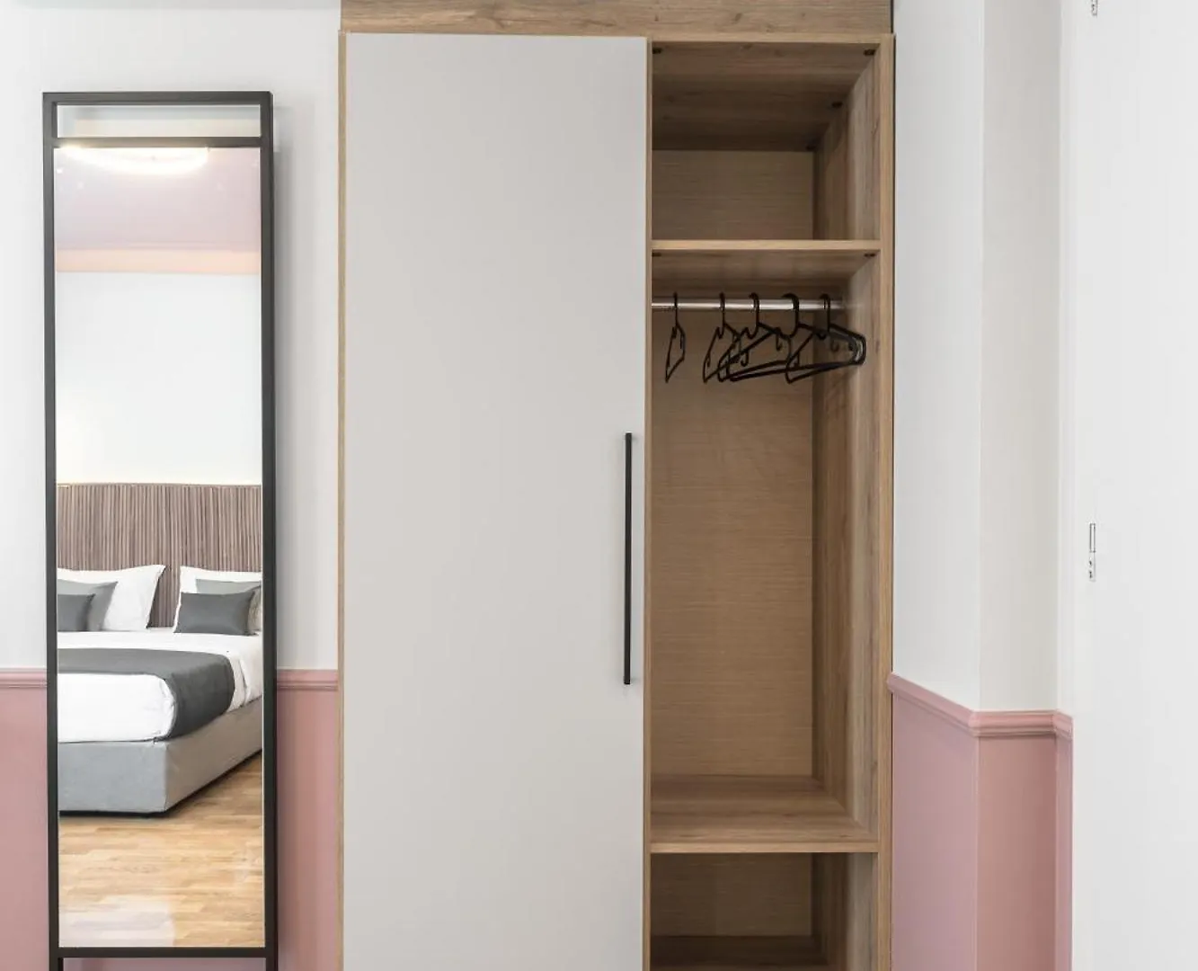Esther Suites, Nilie Hospitality Mgmt Θεσσαλονίκη 0*,